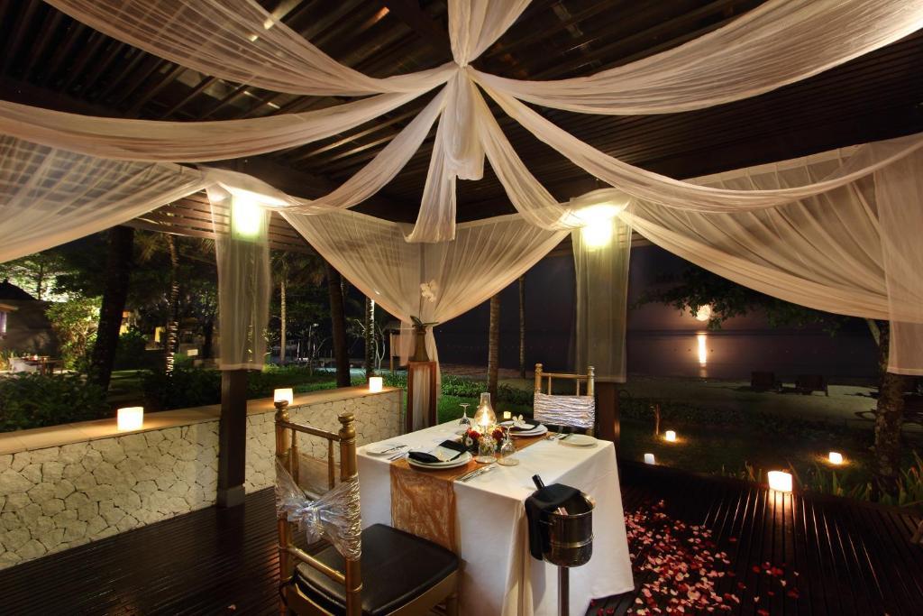 The Bali Khama A Beach Resort And Spa Tanjung Benoa Restaurant foto