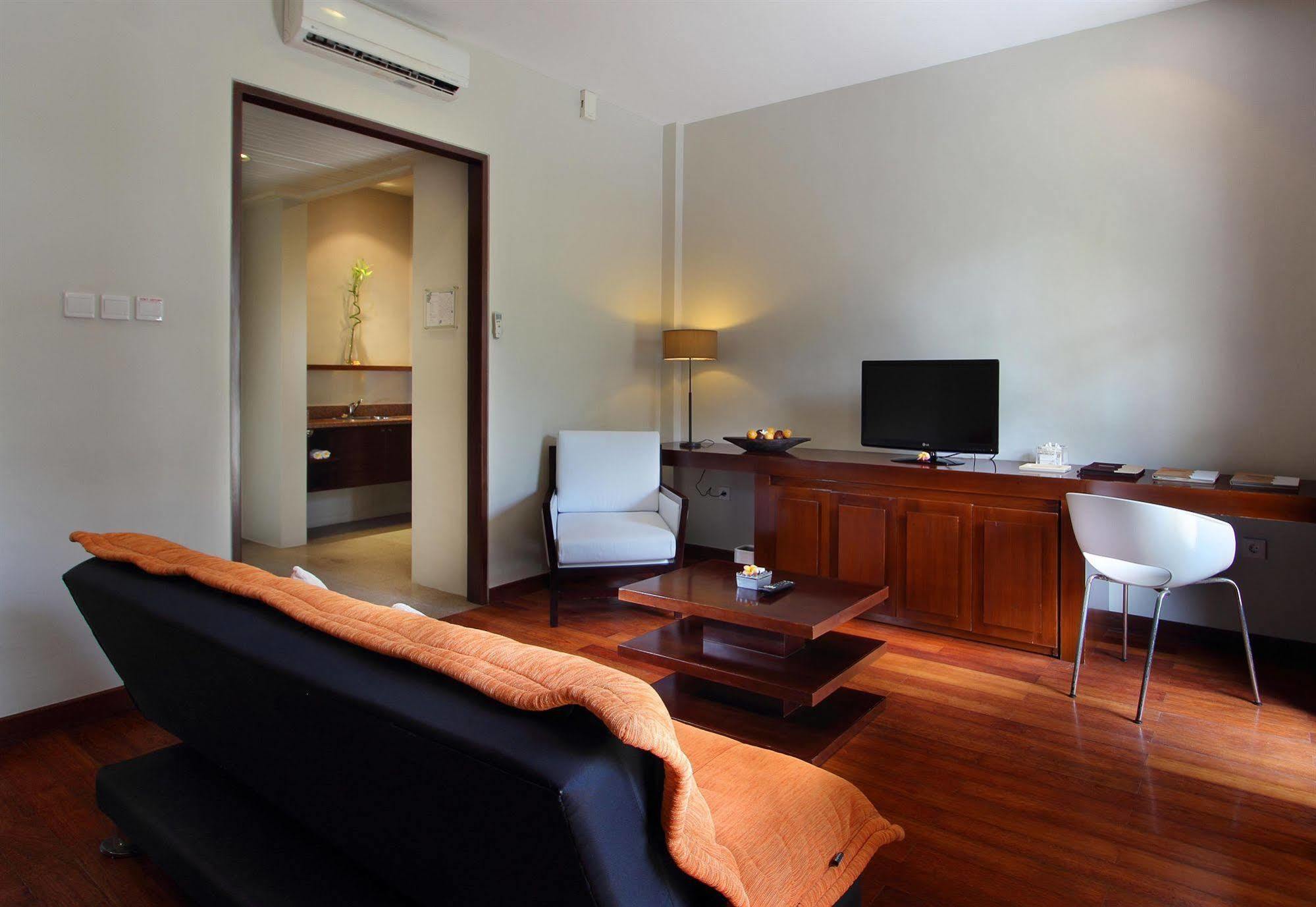 The Bali Khama A Beach Resort And Spa Tanjung Benoa Buitenkant foto