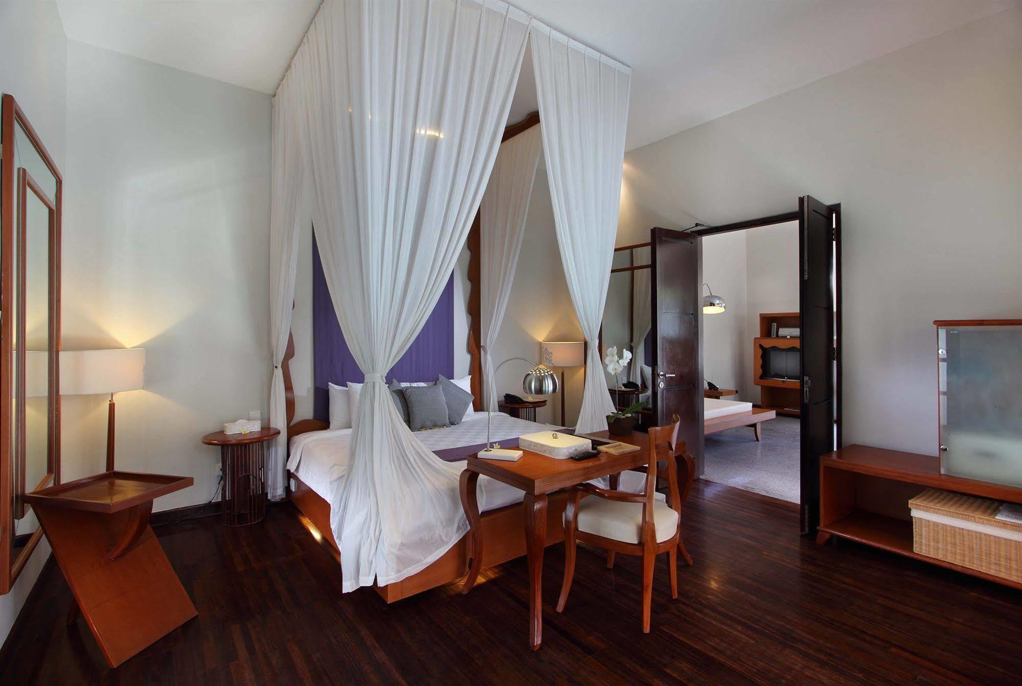 The Bali Khama A Beach Resort And Spa Tanjung Benoa Buitenkant foto
