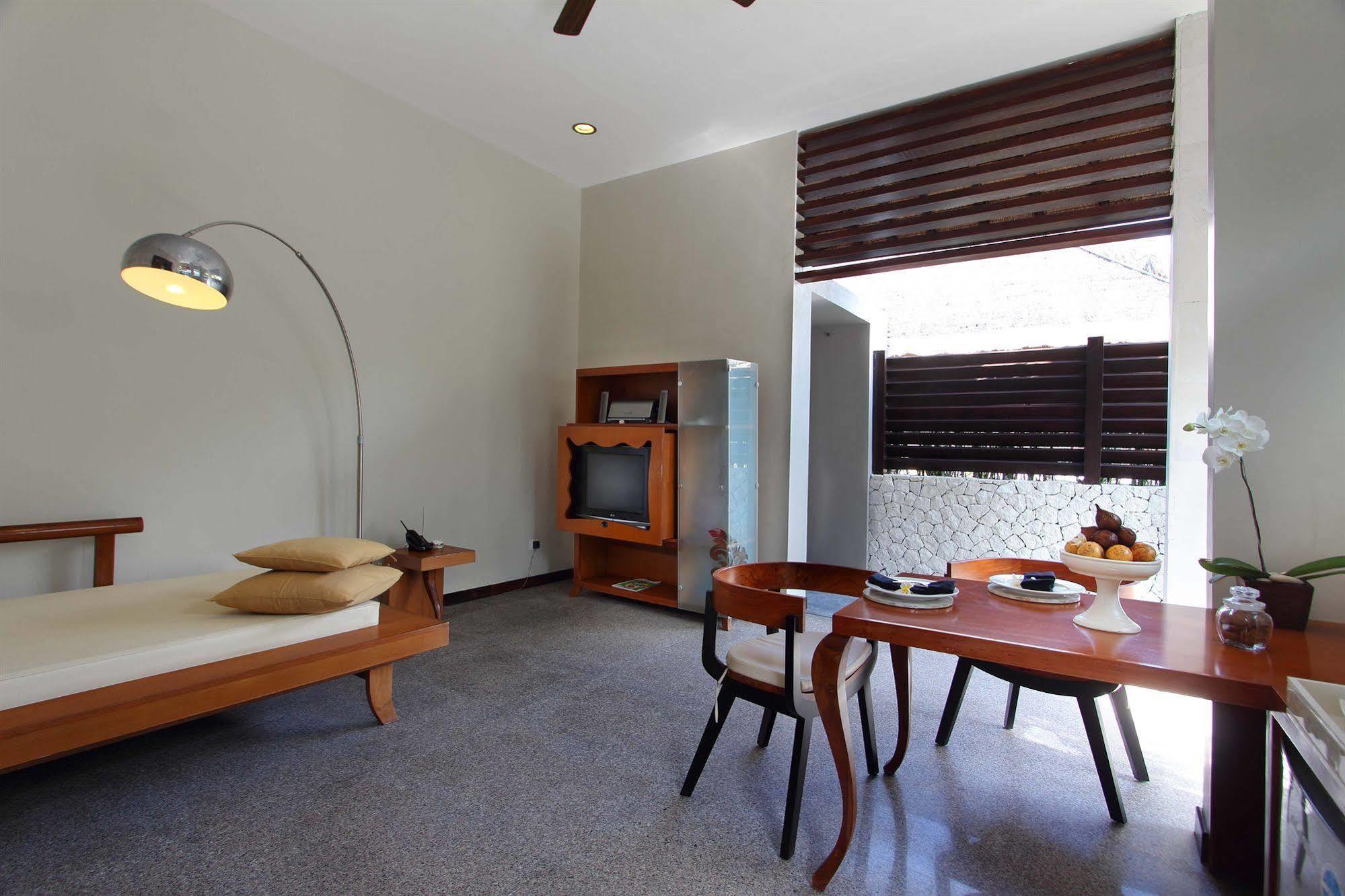 The Bali Khama A Beach Resort And Spa Tanjung Benoa Buitenkant foto
