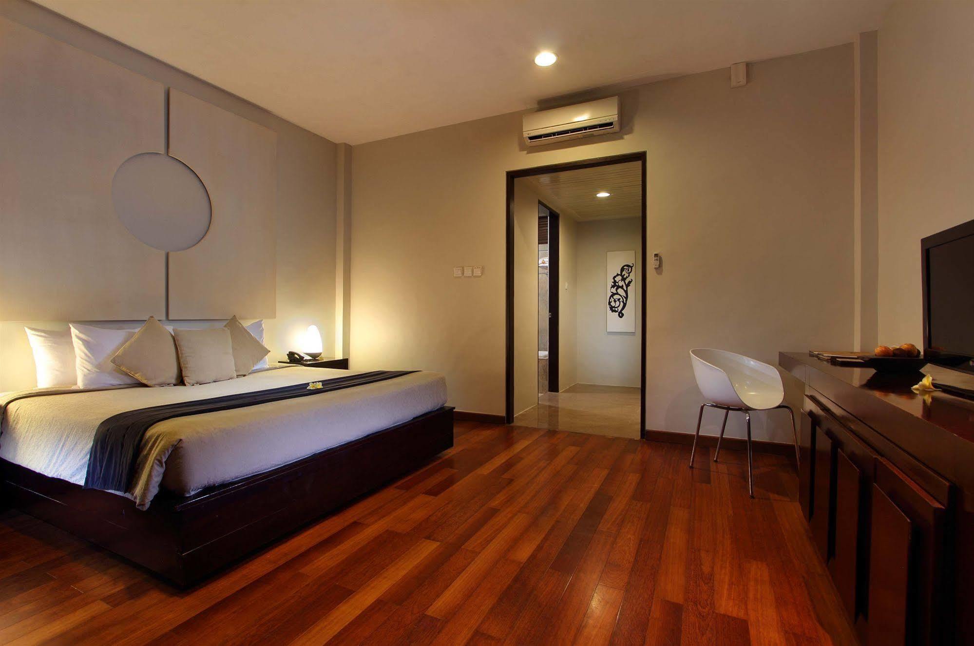 The Bali Khama A Beach Resort And Spa Tanjung Benoa Buitenkant foto